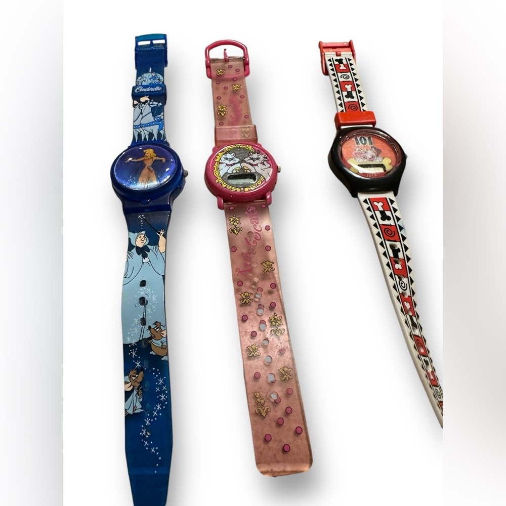 Vintage 90s Disney LOT OF 3 Watches Cinderella Aristocats 101 Dalmatians READ